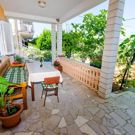 Lägenhet Ivana Tr - One Bedroom With Terrace A3 *