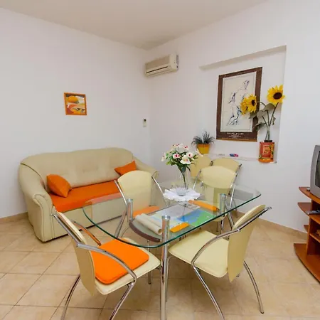 Ivana Tr - One Bedroom With Terrace A3 Trogir