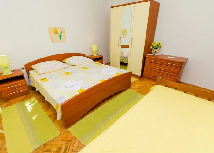 Apartman Ivana Tr - One Bedroom With Terrace A3 Trogir